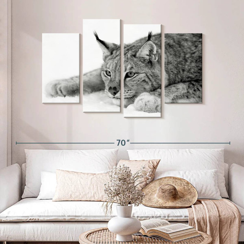 Brampt Lynx BW, 32" H x 52" W