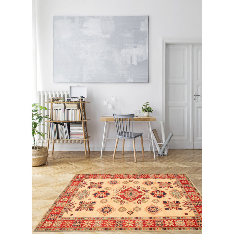 Tapis ivoire Finest Ghazni 5 pi 0 po x 6 pi 6 po