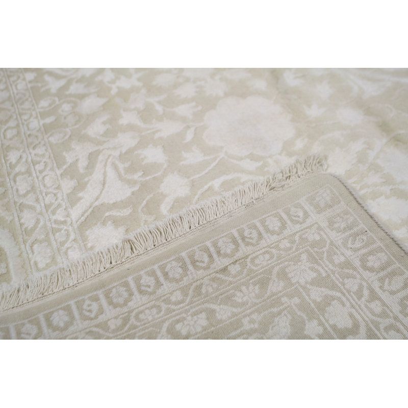 Oriental Area Rug in Beige