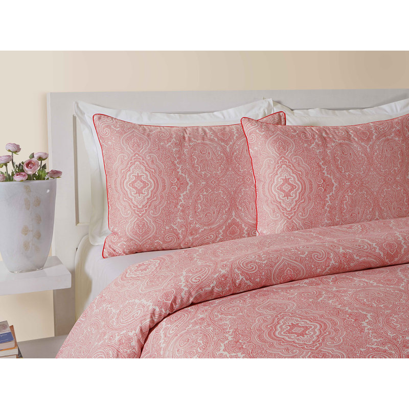 Lyon Paisley Duvet Cover Set with Pillowcases, Kingsize - 2 Standard Pillowcases, Red