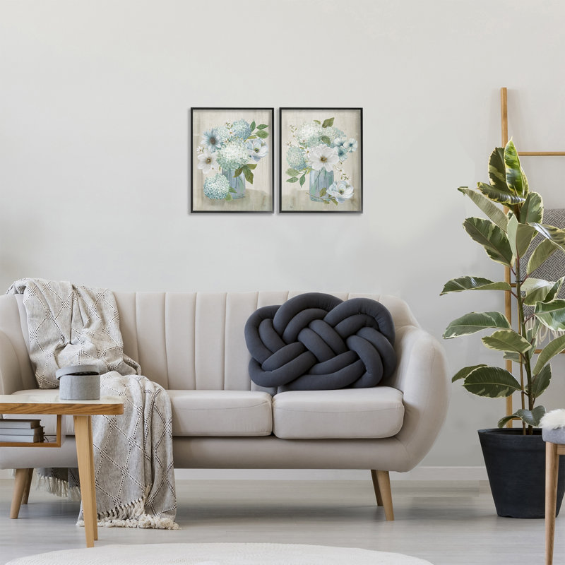 «Magnolia & Hydrangea Bouquets», ensemble de 2 giclées encadrées, design par Nan, H 14 po x l 22 po