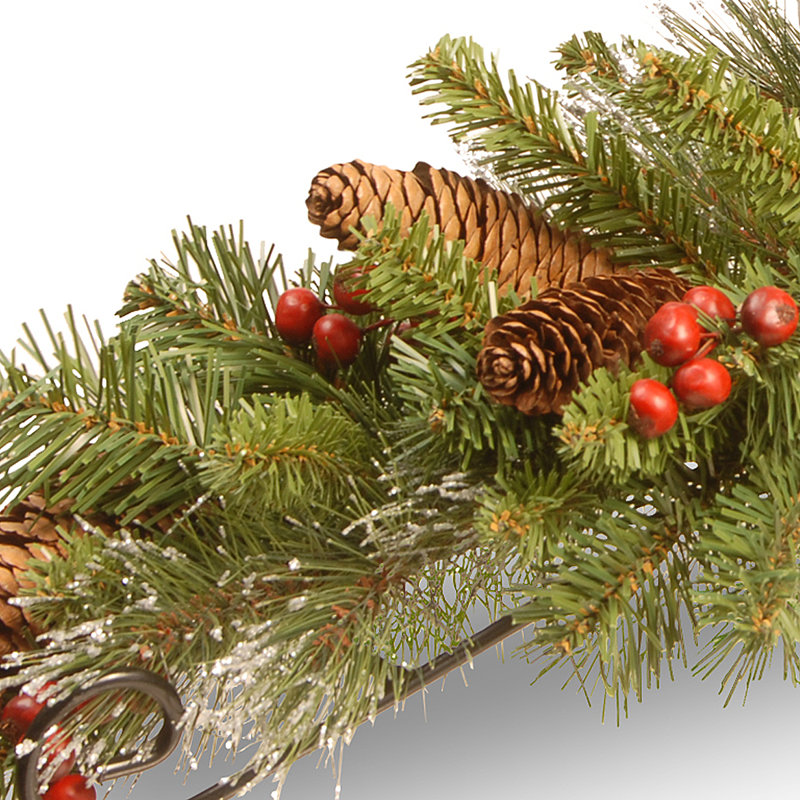 Centre de table et porte-bougie The Crestwood de 30 po The Holiday Aisle®