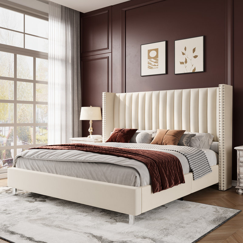 Grand lit plateforme tapissier Addesyn, Grand, Crème