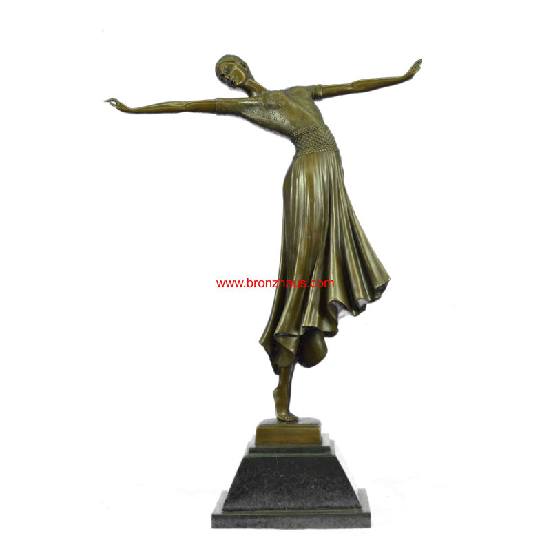 Figurines et sculptures