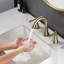 Robinet pour salle de bain à poignée large 2 poignées-94481068