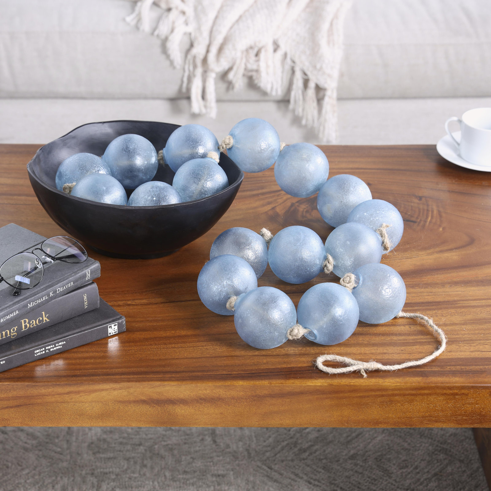 Pearl Glass Garland, Blue, 91" L