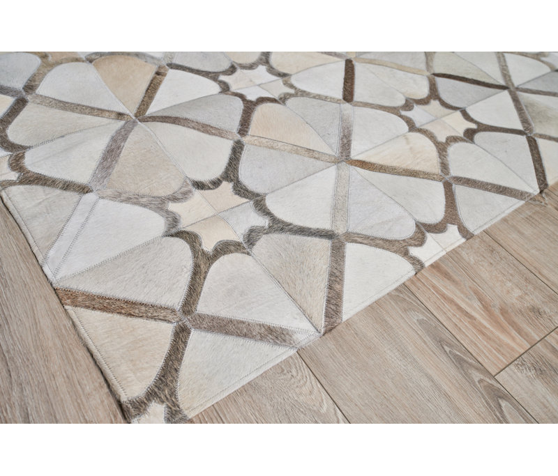Natural Hide Cowhide Geometric Area Rug, Rectangle 13'6" x 17'6"