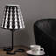 Lampe de table géométrique en métal