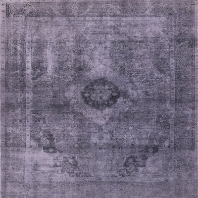 Tapis oriental gris