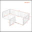 Structure de lit simple en bois avec clôture et porte-116965490