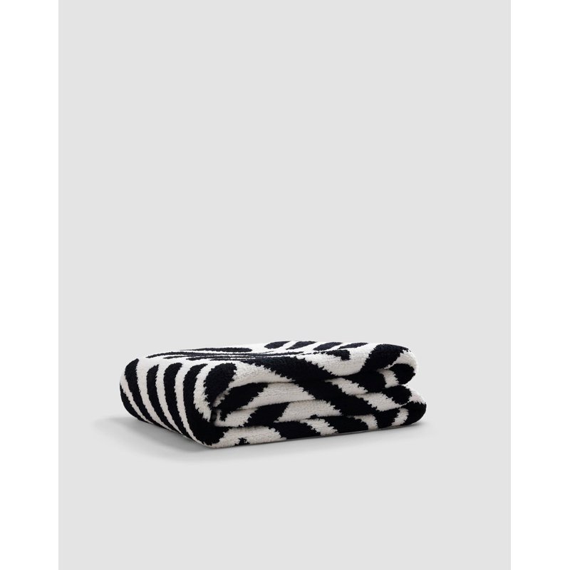 Tulum Throw Blanket, Black/Off White Geometric