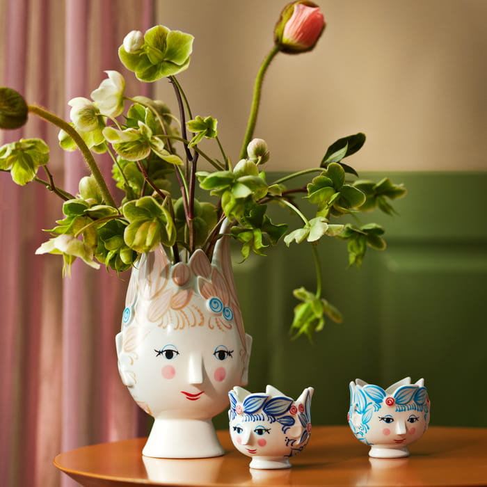 Titania Ceramic / Porcelain Table Vase