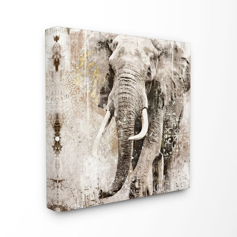 «Elephant Gold Neutral Animal», impression, Toile tendue, H 17 po x l 17 po x P 1,5 po