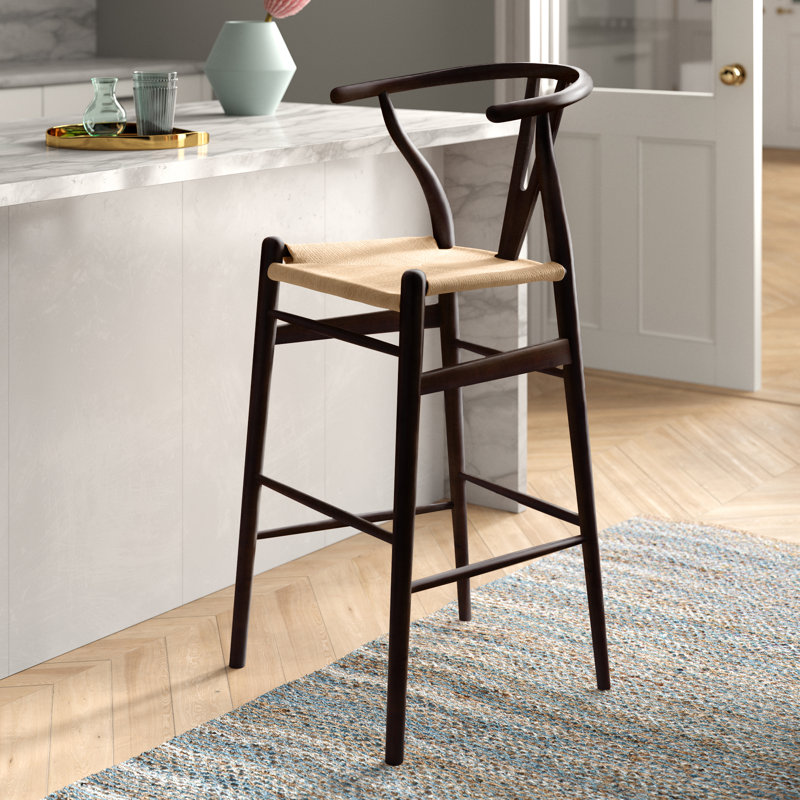 Tabouret de bar / de comptoir en bois massif Fairbanks, Tabouret de bar (siège d'une hauteur de 30,3 po), Noyer, Naturel