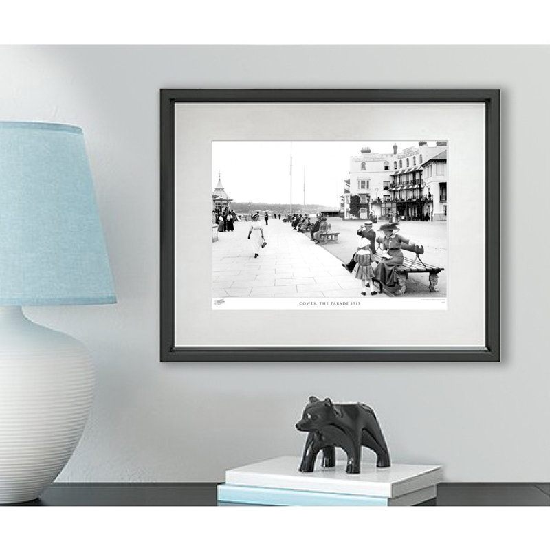 Cowes, The Parade 1913 - Single Picture Frame Print, 40cm H x 50cm W x 2.3cm D