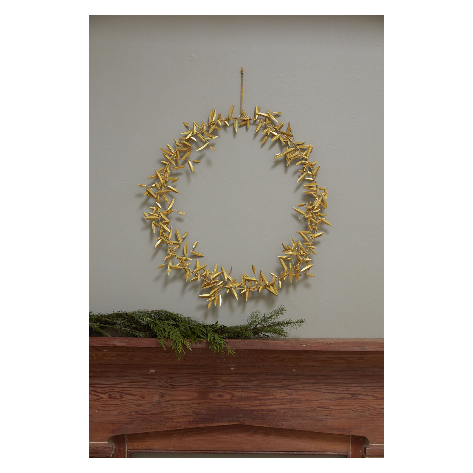Amulet Wreath 29"