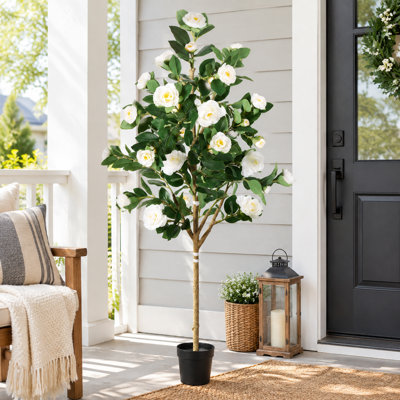 Camélia artificiel de 1,5 m avec fleurs en tissu réalistes, plante artificielle nécessitant peu d'entretien pour la décoration intérieure et extérieure