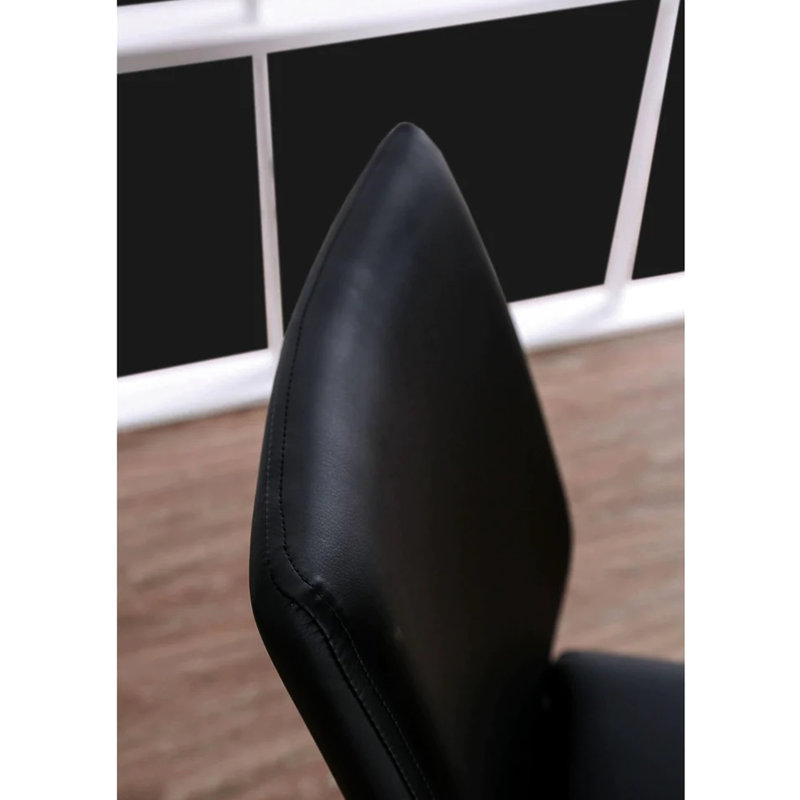 De 2 chaises rembourrées, noires et à fonctions spéciales, support en forme de Z