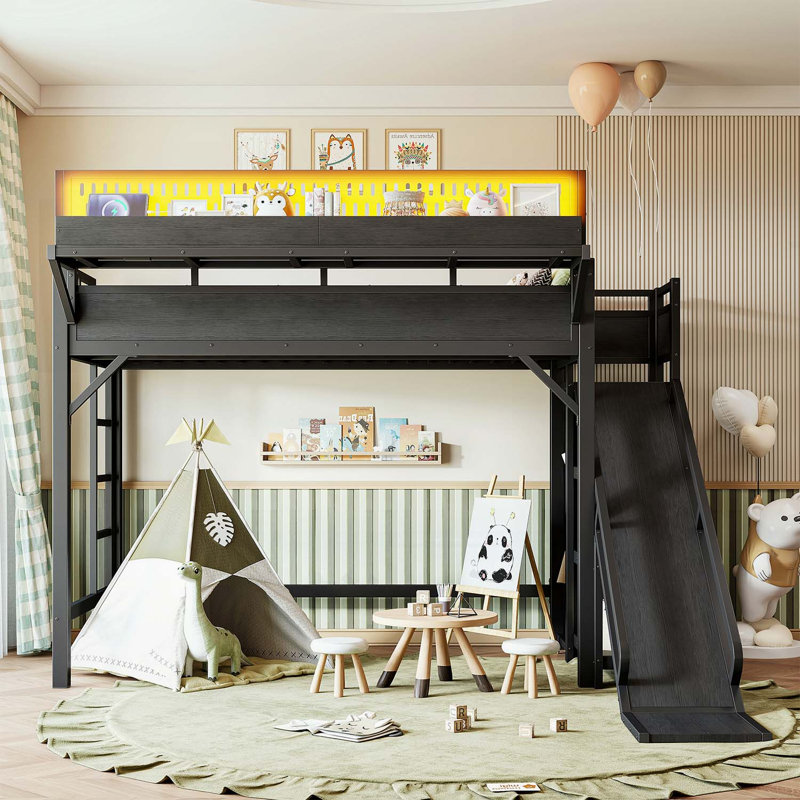 Lit mezzanine simple TG avec glissoire, tablettes de rangement, garde-robe intégrée, ports USB, lumières DEL et panneau perforé, sécurité et solidité, noir