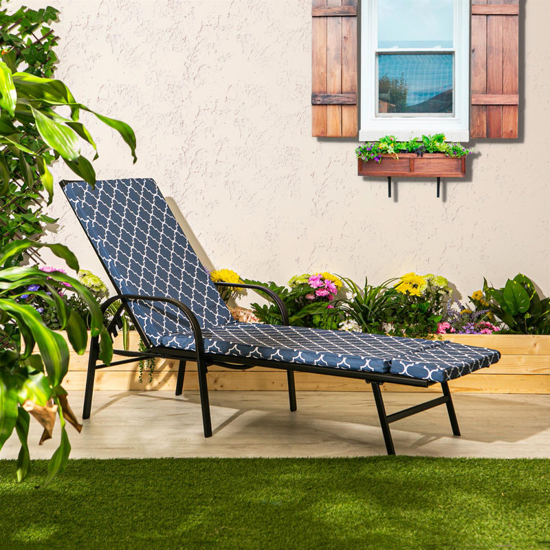 Harbour Housewares - Sussex Sun Lounger & Cushion, Navy