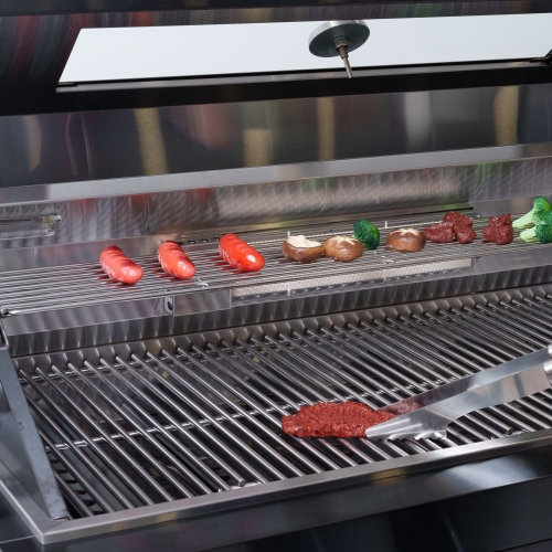 Îlot de cuisine de 65 pouces avec 4 brûleurs et 72 000 BTU de luxe en acier inoxydable pour barbecue au propane avec îlot de cuisine + réfrigérateur à vin compact + comptoirs en marbre