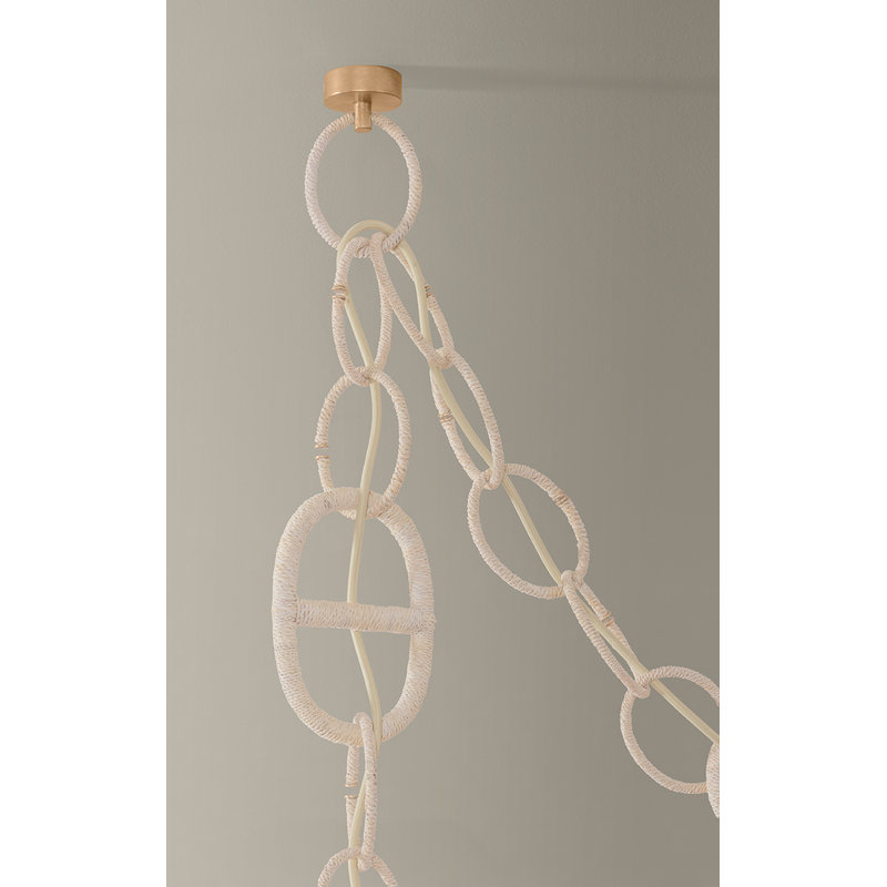 Piasu Chandelier