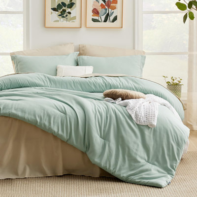 Bedsure Queen Comforter Set - 7 Pieces Sage Green Queen Bedding Set for All Seasons, Boho Contrasting Design Bed in a Bag with Comforter, Sheets, Pillowcases & Shams