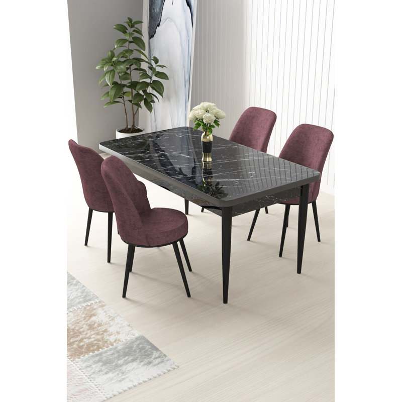 Ensemble de table et chaises de salle à manger moderne 5 pièces, marbre noir et rose cendré | 100% aggloméré enduit de mélamine, table: 43,3 po x 29,9 po x 27,6 po, chaises: 17,7 po x 35,8 po x 16,5 po | Pieds en métal, assise en mousse confortable, design élégant