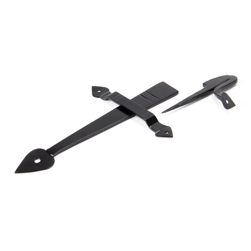 Gothic Tuscan Thumb Latch, Black
