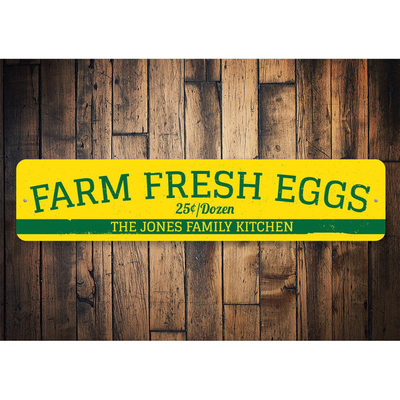 Enseigne en aluminium Farm Fresh Eggs, H 4 po x l 18 po x P 0,04 po