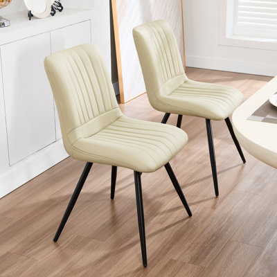 Chaise rembourrée en similicuir
