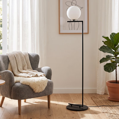 Lampe sur pied géométrique contemporaine Opus noir avec globe blanc