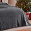Couverture en flanelle brossée gris grand-116843132-116843126
