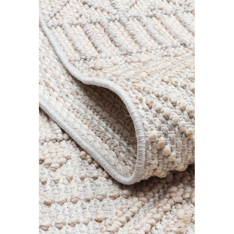 Tapis géométrique tissé à la machine en polyester Auromita, Rectangle 3 pi 11 po x 5 pi 11 po
