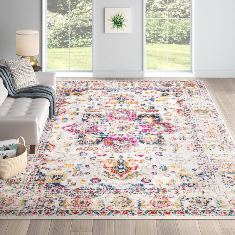 Tapis oriental fuchsia et ivoire Christa, Rectangle 4 pi x 6 pi