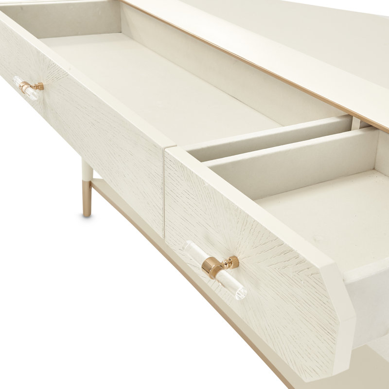 La Rachelle 64'' W Console Table