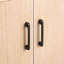 Armoire d'appoint Shmuel avec 4 portes et pieds en bois massif-800749497