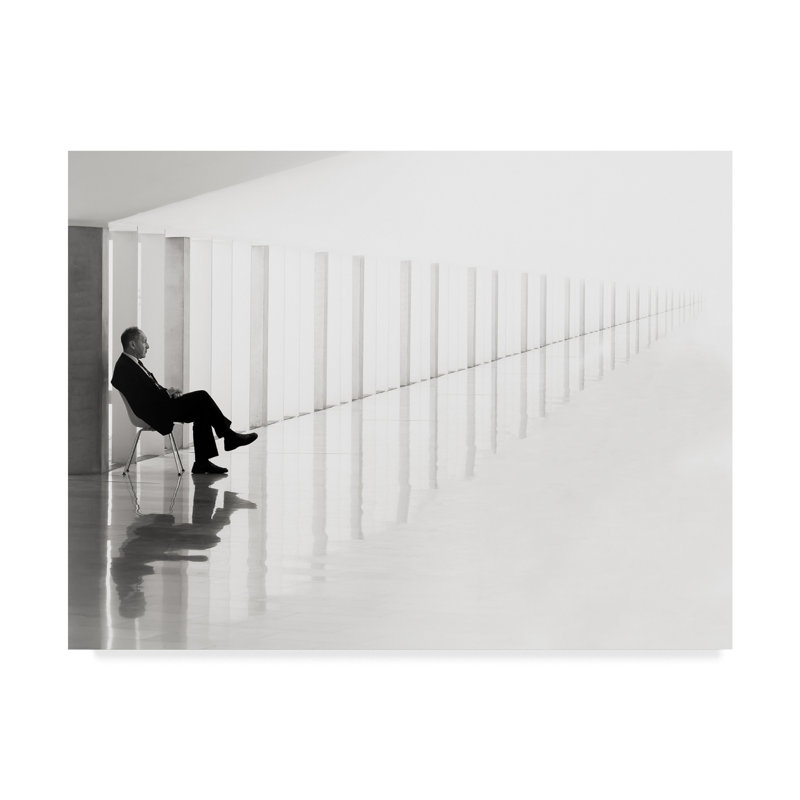« waiting couloir », reproduction de photo sur toile tendue, H 18 po x l 24 po x P 2 po