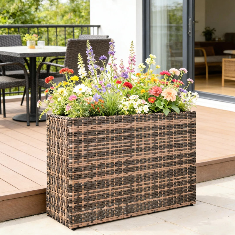 Jardinière surélevée moderne, 58 cm de haut, gris, structure en acier noir, capacité de 45 litres, doublure en tissu amovible, deux trous de drainage, 81 cm de largeur x 28 cm de profondeur, pieds réglables, idéale pour les abords de piscine.