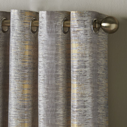 Choosing the Best Curtains for Your Living Room