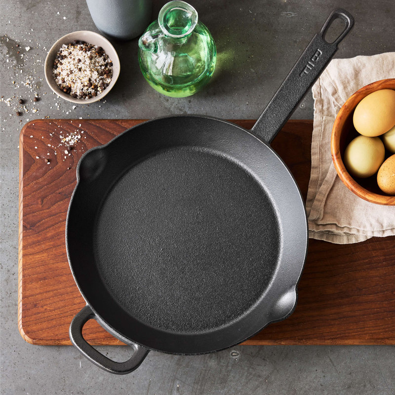 Bobby Flay by GreenPan 10" Cast Iron Frypan - Thumbnail 3