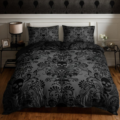 Gothic Skull Damask Microfiber Duvet Cover Set with Pillowcases, Digital Print Black Skulls on Front with Solid Black Back, Reversible Bedding, Full, Comforter and Pillow Inserts Not Included
