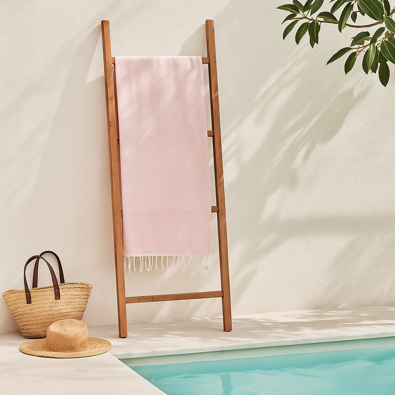 Addien Beach Towel, Coral