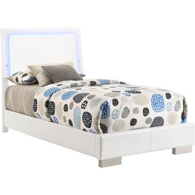 Lit simple avec surface blanche ultrabrillante, panneau à DEL, détails à lattes et quatre supports solides pour la chambre à coucher, longueur de 81 pouces de la conception des plaques décoratives, 48,5 po