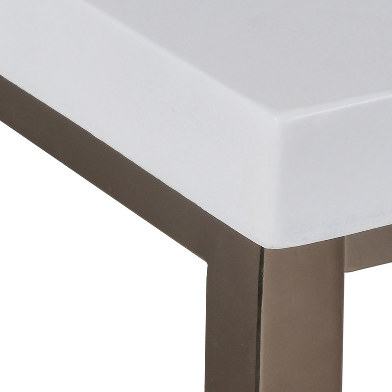 New York Coffee Table, 18" H x 55" W x 35" D