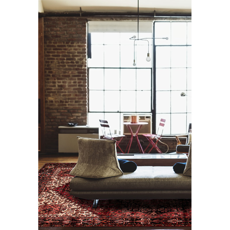 Tapis rouge unique 9 pi 10 po x 12 pi 6 po Sarabi