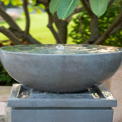 Fontaine de 44,5 pouces en polyrésine zen, bol, détente extérieure pour jardin, décoration de mangeoire à oiseaux à usages multiples pour porche de jardin