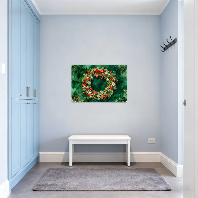 Couronne de Noël avec ruban rouge et baies, 32" H x 48" W