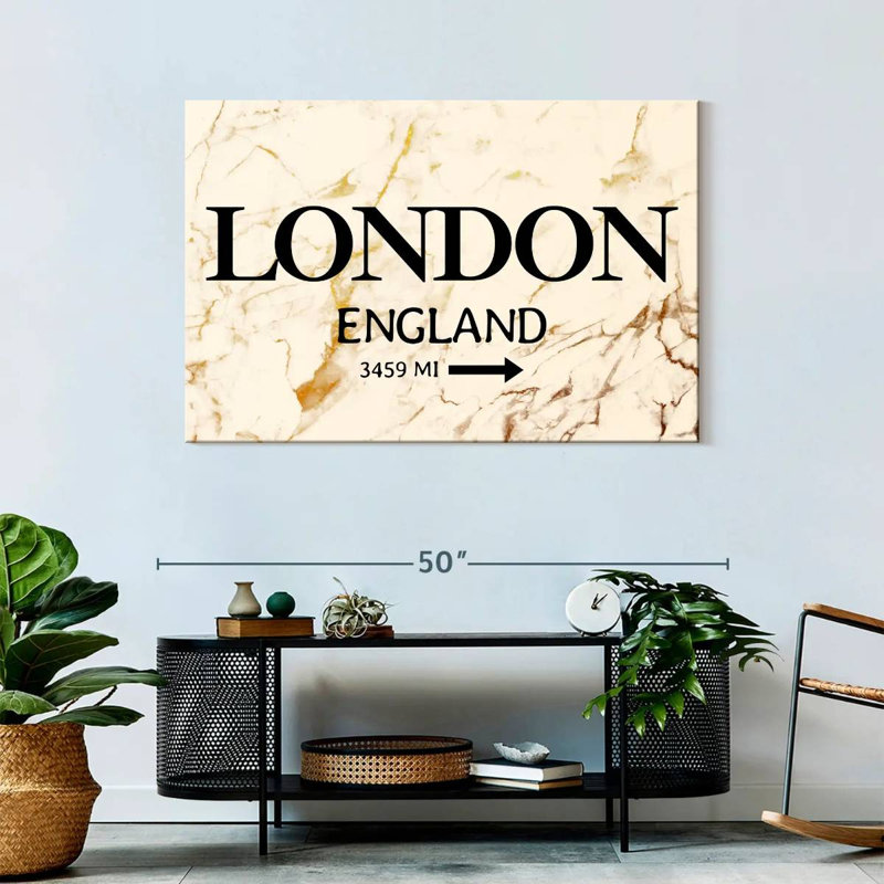 Enseigne Nicci London, H 30 po x l 45 po