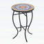Table d'appoint d'extérieur ronde avec plateau de style mosaïque et pieds incurvés en fer